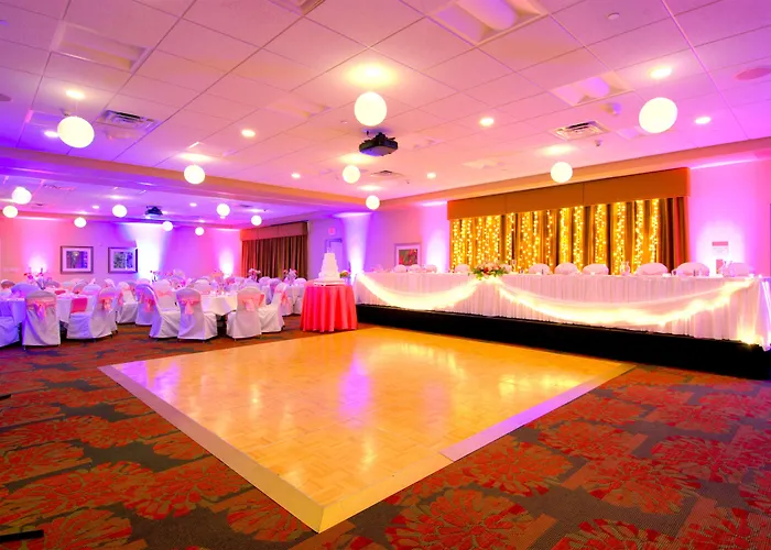 Hilton Garden Hotel 3*