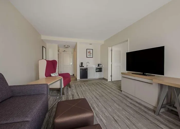 Hotel Hilton Garden 3*