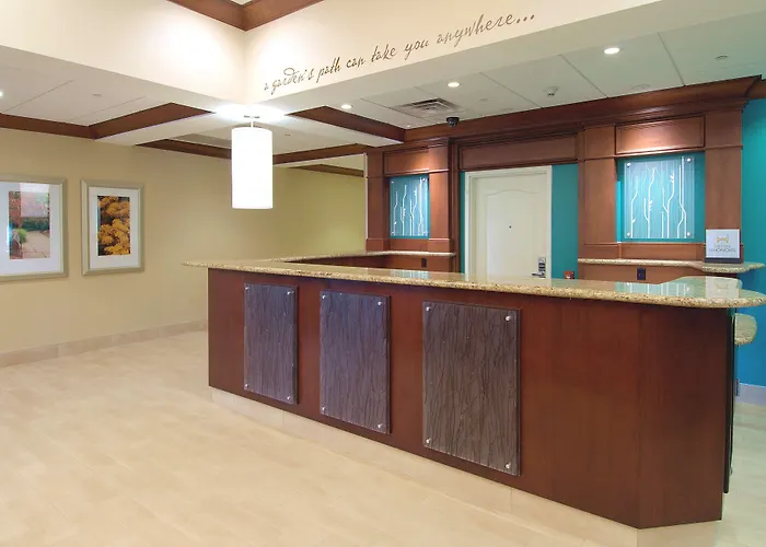 Hilton Garden Hotel 3*